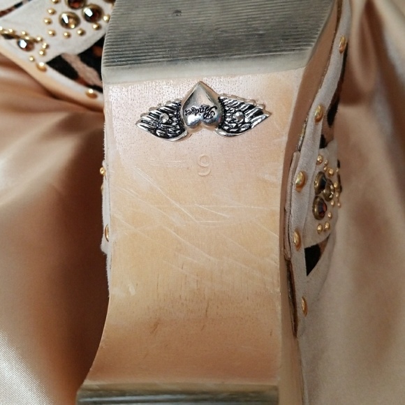 Bridgett Clogs - Picture 6 of 9